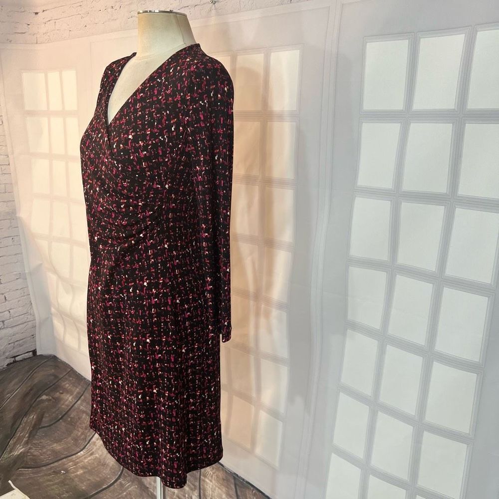 🔥🔥 5/$25 sale 🔥🔥 Talbots petite red black print long sleeve wrap top sheath dres - Picture 3 of 9